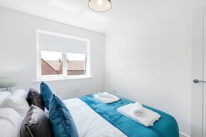 Modern 5 Bedroom 3 Bath Hse Aylesbury