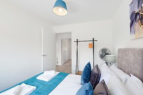 Modern 5 Bedroom 3 Bath Hse Aylesbury