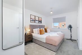 Modern 5 Bedroom 3 Bath Hse Aylesbury