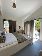 ALBIZIA BOUTIQUE HOTEL