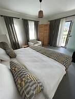 ALBIZIA BOUTIQUE HOTEL
