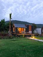 ALBIZIA BOUTIQUE HOTEL