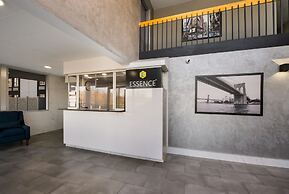 Essence Express Wayne