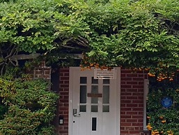 Little Robin Gate