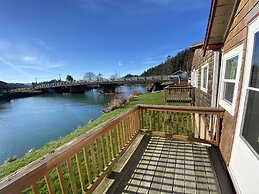 Raines Resort Cabins & RV