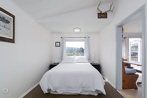 Raines Resort Cabins & RV