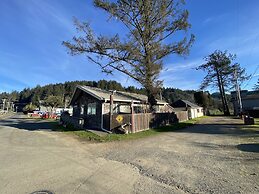 Raines Resort Cabins & RV