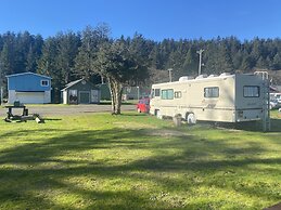 Raines Resort Cabins & RV