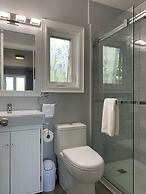 Ambiance by the Falls Cozy Suite