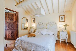 Gran Burrone Castle in Borgo a Mozzano