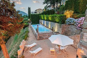 Gran Burrone Castle in Borgo a Mozzano