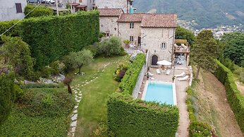 Gran Burrone Castle in Borgo a Mozzano