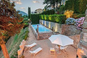 Gran Burrone Castle in Borgo a Mozzano