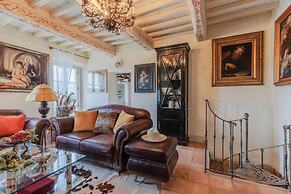 Gran Burrone Castle in Borgo a Mozzano
