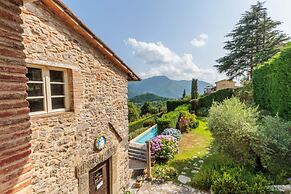Gran Burrone Castle in Borgo a Mozzano