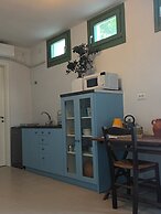 Eco Home at the Sunset and sea View on the Hill 10