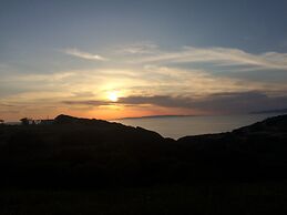 Eco Home at the Sunset and sea View on the Hill 10