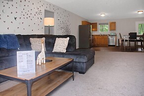 Cheerful 3-bedroom House With Private Parking 3 Home by Redawning