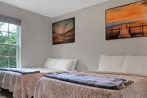 Cheerful 3-bedroom House With Private Parking 3 Home by Redawning