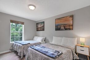 Cheerful 3-bedroom House With Private Parking 3 Home by Redawning