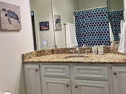 Oceania 6 4 Bedroom Condo by Redawning