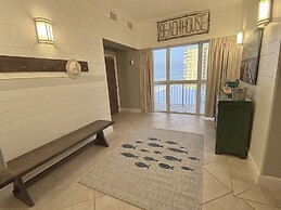 Oceania 6 4 Bedroom Condo by Redawning