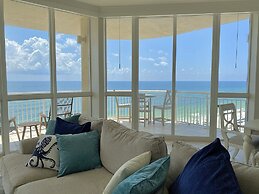 Oceania 6 4 Bedroom Condo by Redawning