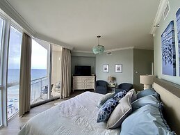 Oceania 6 4 Bedroom Condo by Redawning