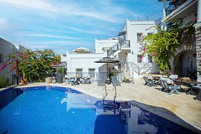 Noa Suite Hotel - Adults Only