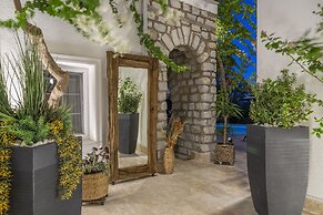 Noa Suite Hotel - Adults Only