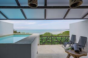 Akua Ocean View Suites