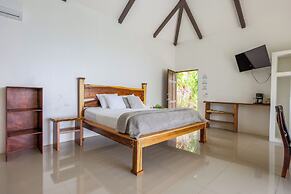 Akua Ocean View Suites