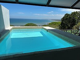 Akua Ocean View Suites
