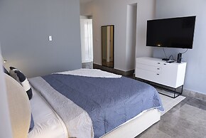 Yoo Panama & Arts Tower