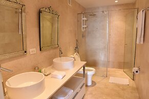 Yoo Panama & Arts Tower