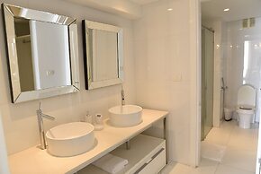 Yoo Panama & Arts Tower