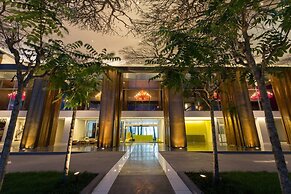 Yoo Panama & Arts Tower