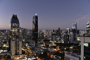 Yoo Panama & Arts Tower
