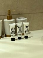 Yoo Panama & Arts Tower