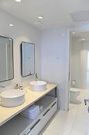 Yoo Panama & Arts Tower