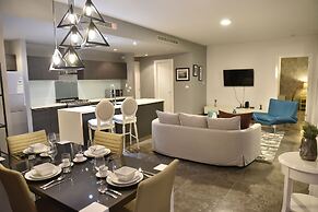 Yoo Panama & Arts Tower