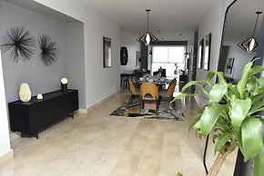 Yoo Panama & Arts Tower