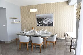 Yoo Panama & Arts Tower