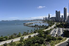 Yoo Panama & Arts Tower