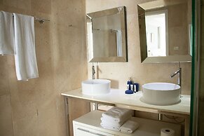 Yoo Panama & Arts Tower