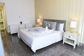 Yoo Panama & Arts Tower