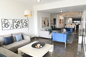 Yoo Panama & Arts Tower