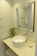 Yoo Panama & Arts Tower