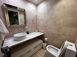 Yoo Panama & Arts Tower