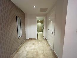 Yoo Panama & Arts Tower